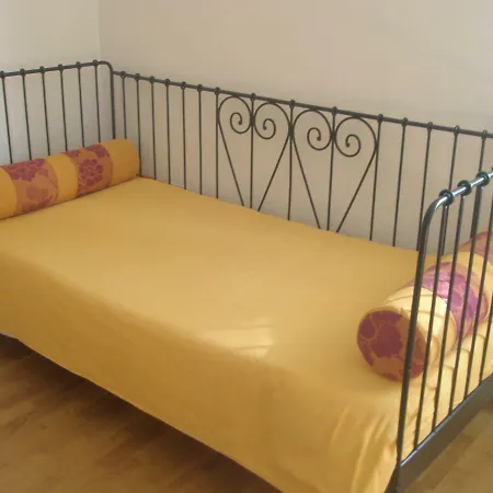 La Rondine Tra Pisa E Lucca