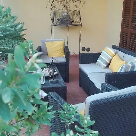 La Rondine Tra Pisa E Lucca Bed & Breakfast
